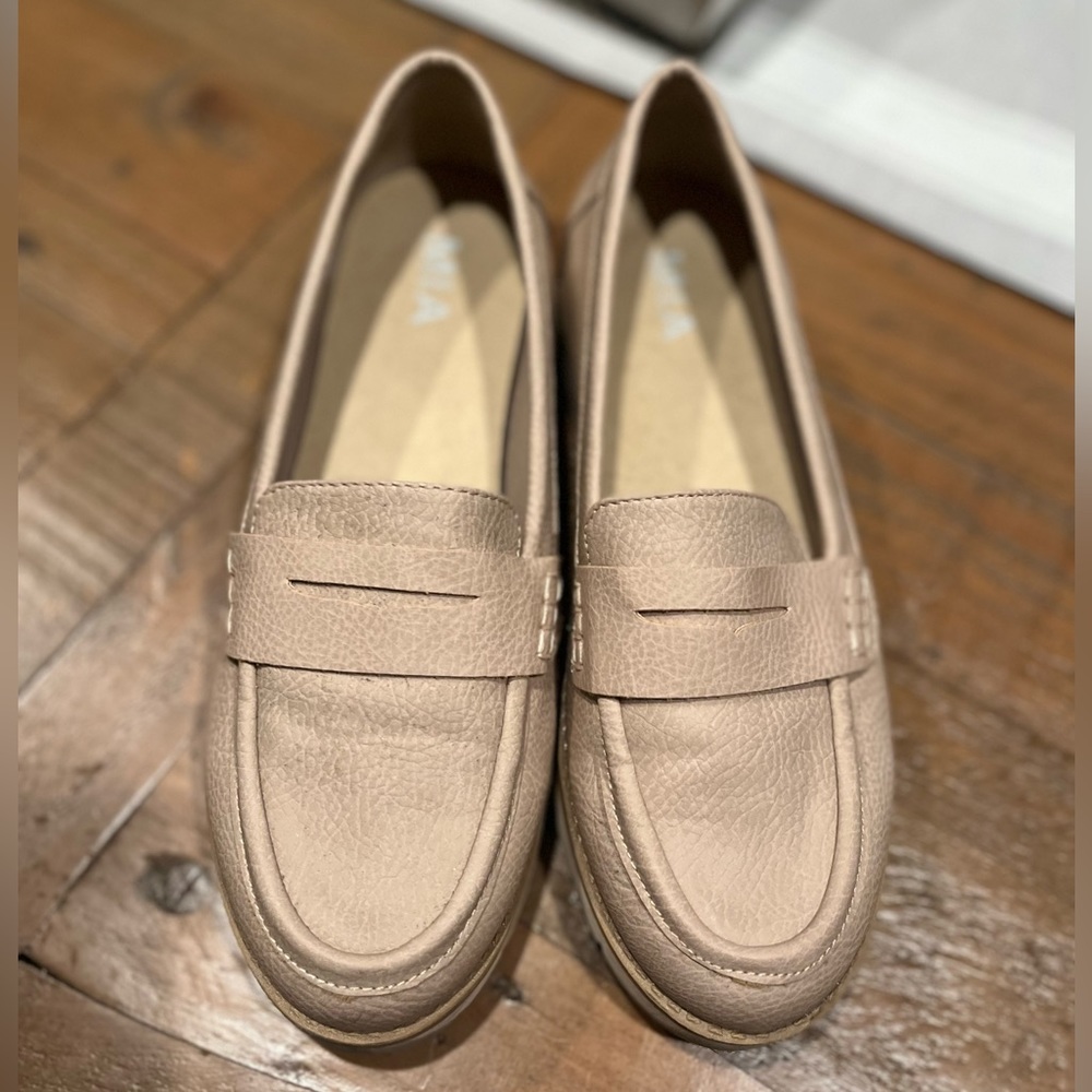 MIA Loafers